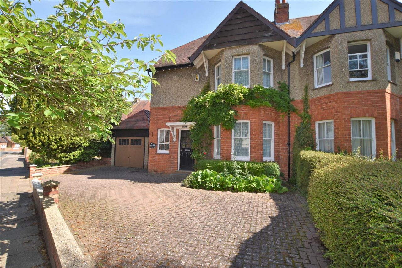 The Avenue, Spinney Hill, Northampton Cotters Lettings Agents